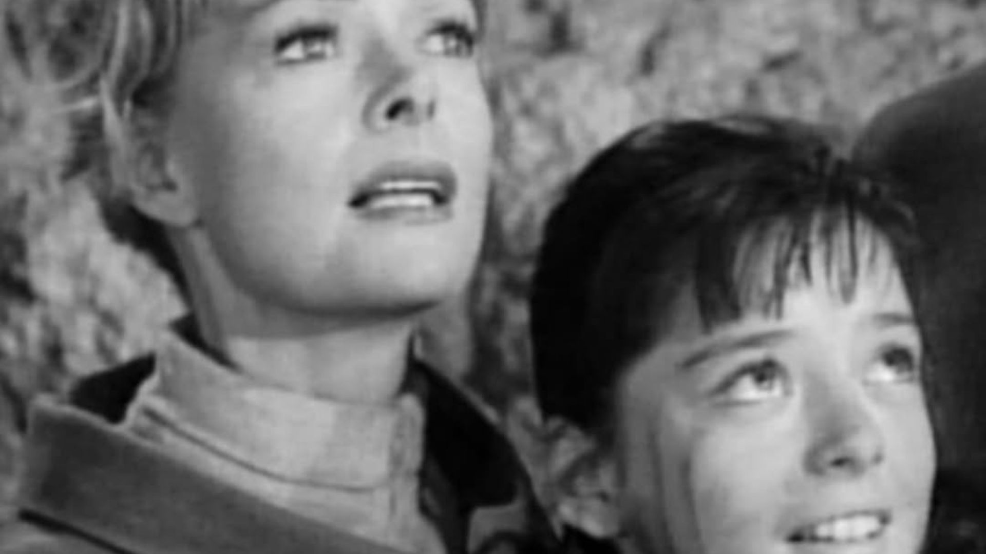 June Lockhart and Angela Cartwright in Lost in Space | Image Via: @angelacartwrightstudio (Instagram)