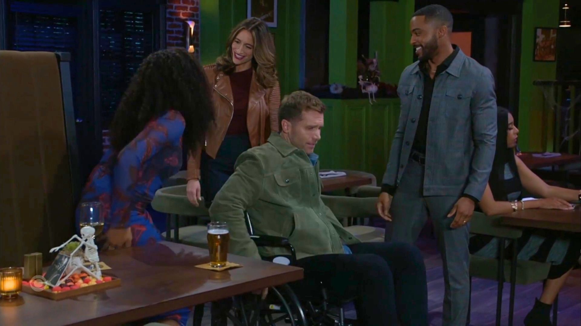 Beyond the Gates: Derek and Ashley join Naomi and Jacob at Uptown | Image: CBS