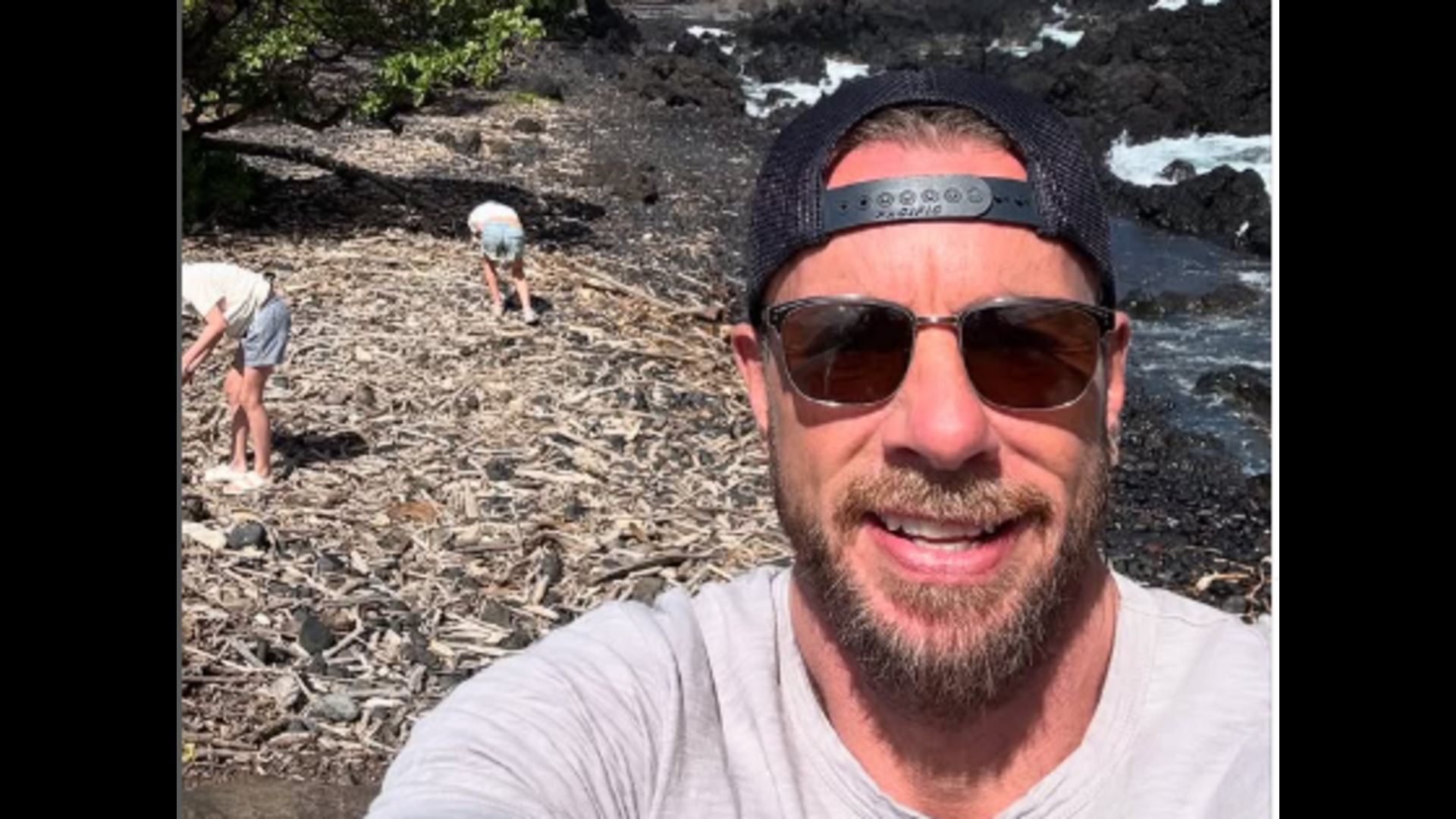 Dax Shephard opened up about his personal life recently (Image Via Instagram/@daxshepard)