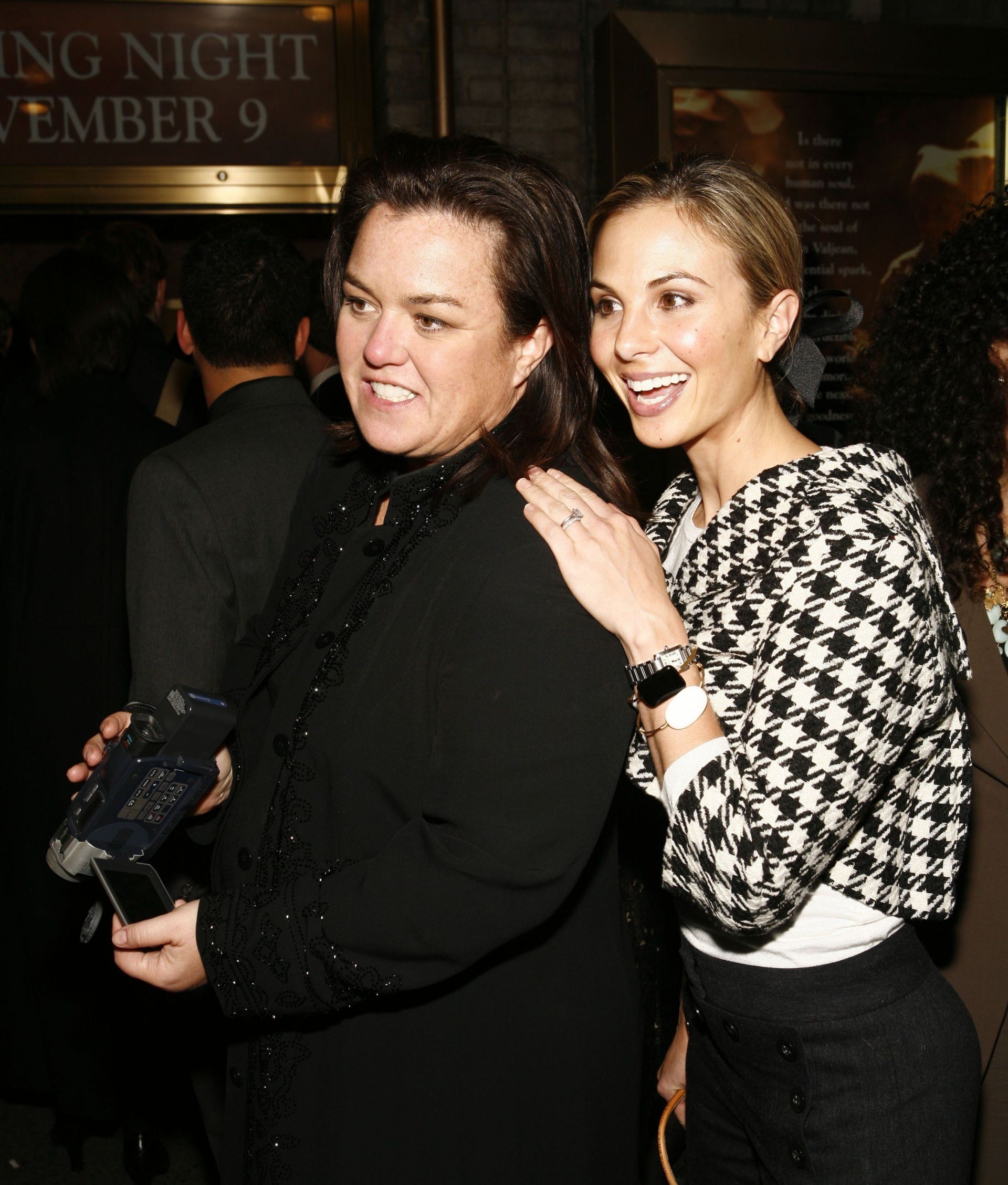 Rosie O&#039;Donnell and Elisabeth Hasselbeck at the staging of Les Mis&eacute;rables on Broadway in 2006 (Image via Getty)