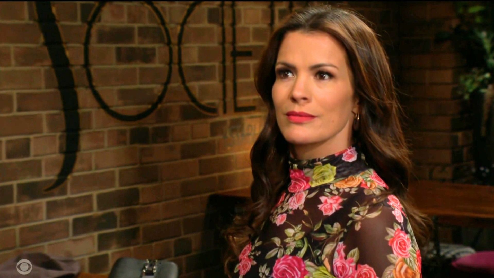 Chelsea (Melissa Claire Egan) is a loving mother and a keen observer of human behavior on The Young and the Restless | Image: CBS