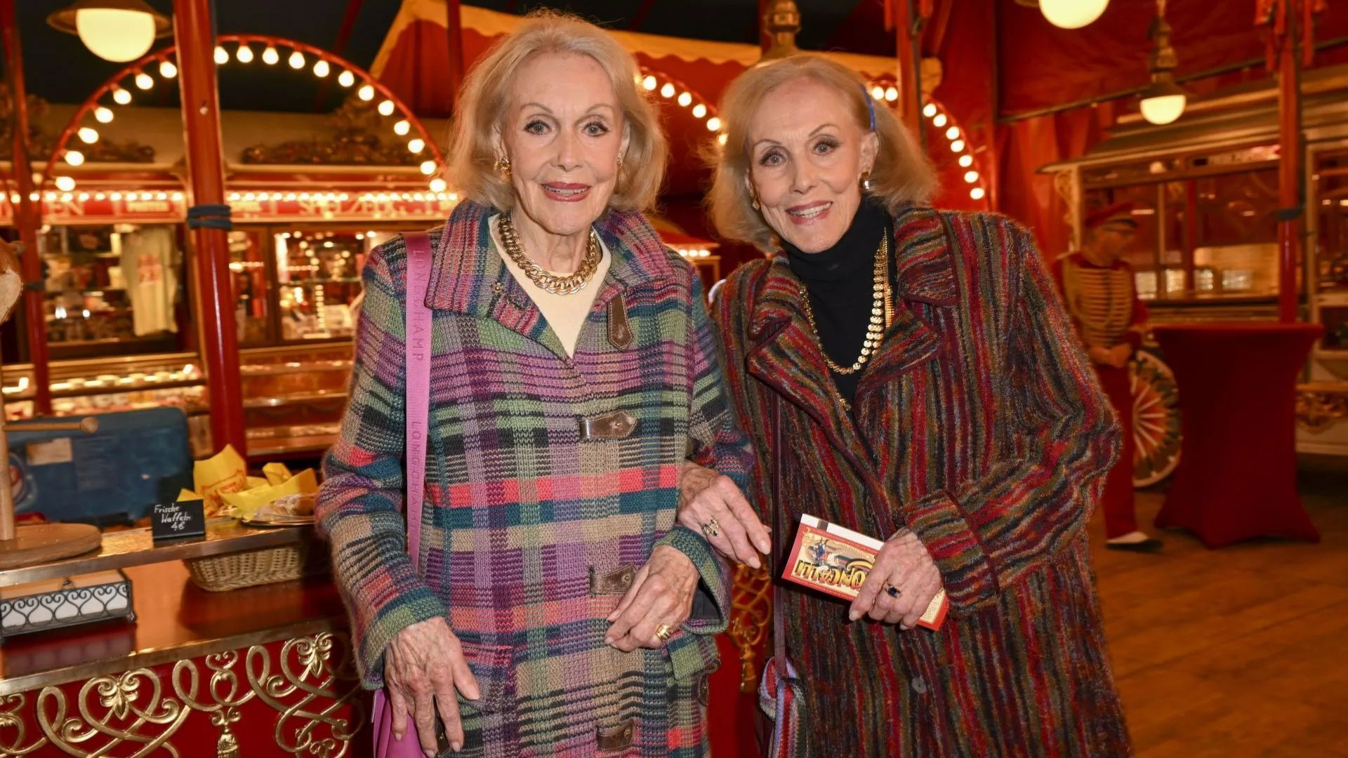 The Kessler Twins passes away at 89 (Image via Getty)