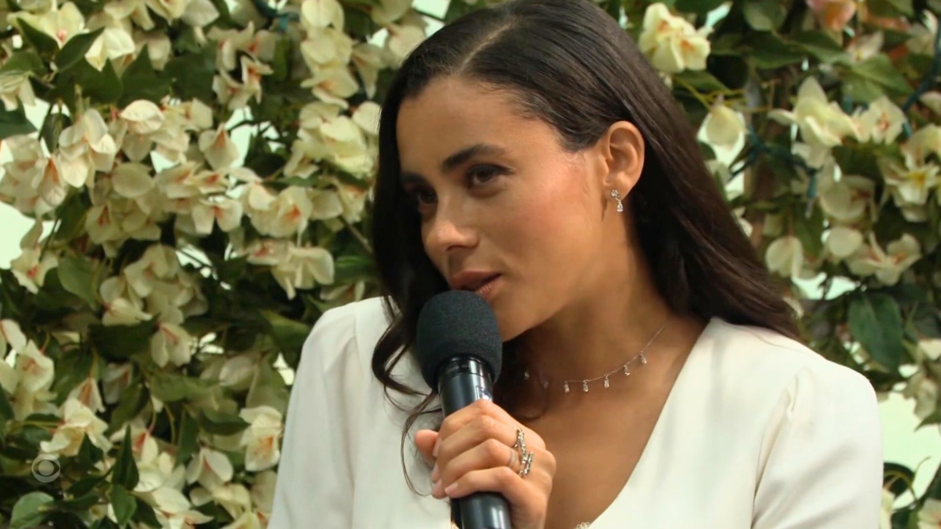 Daphne sang a sultry song on The Bold and the Beautiful | Image: CBS