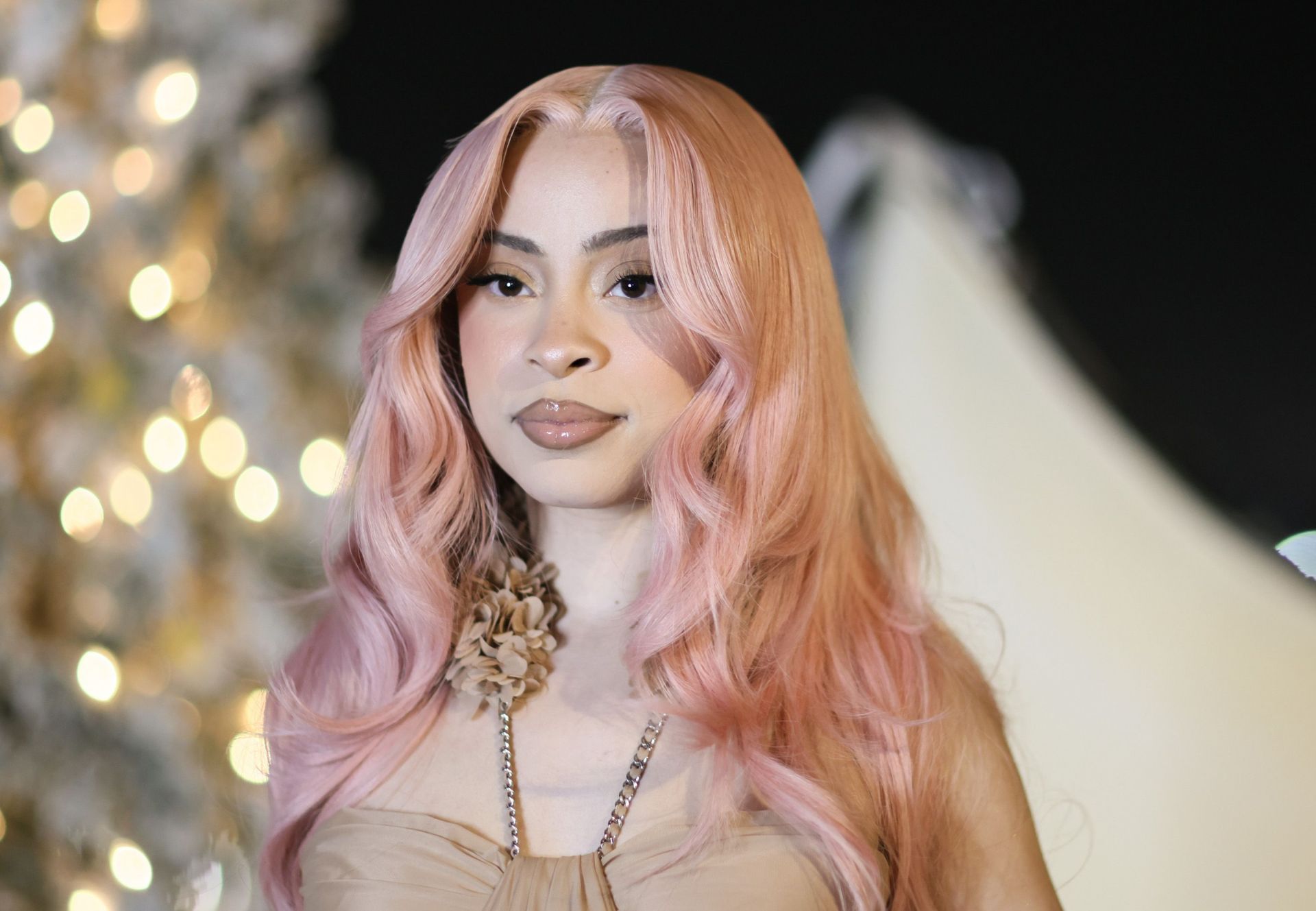 Kate Spade New York And NYLON Host &quot;Holiday Duo-ets&quot; Celebration - Source: Getty