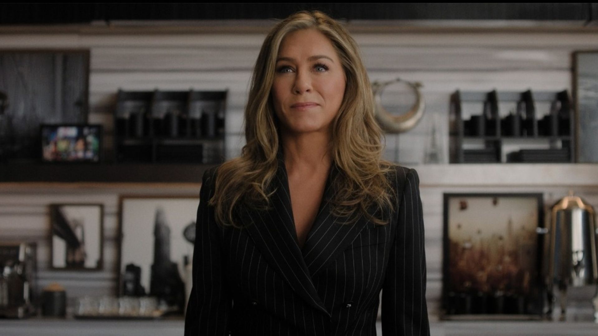 Alex in The Morning Show Season 3 Episode 10 (Image Via AppleTV+)