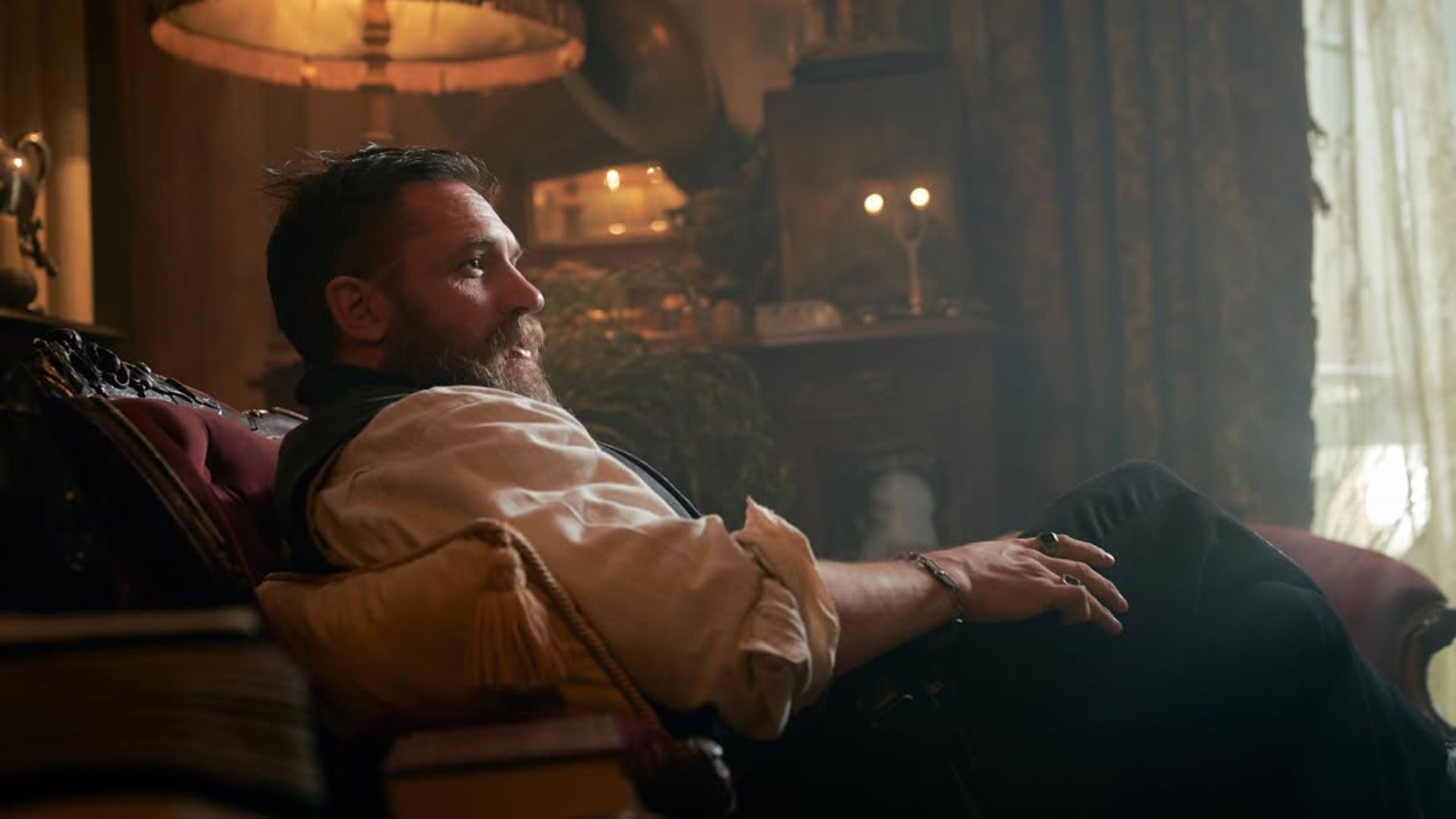 Tom Hardy as Alfie Solomons (Image via Instagram/@peakyblindersofficial)