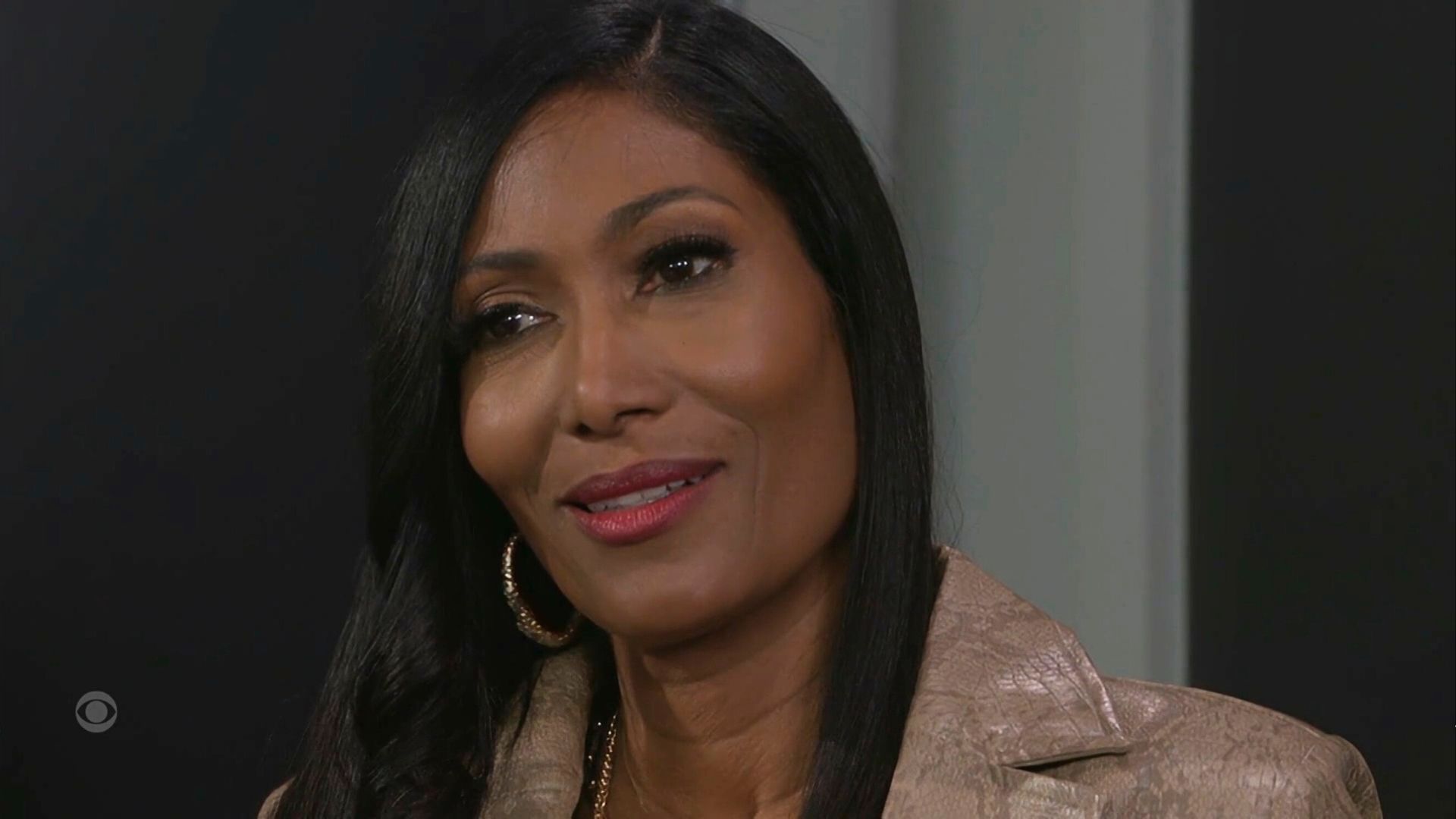 Beyond the Gates: Leslie can see it all and she likes it | Image: CBS