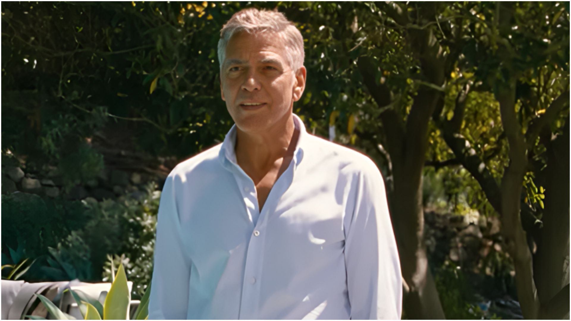 A still from Jay Kelly | Image via Netflix