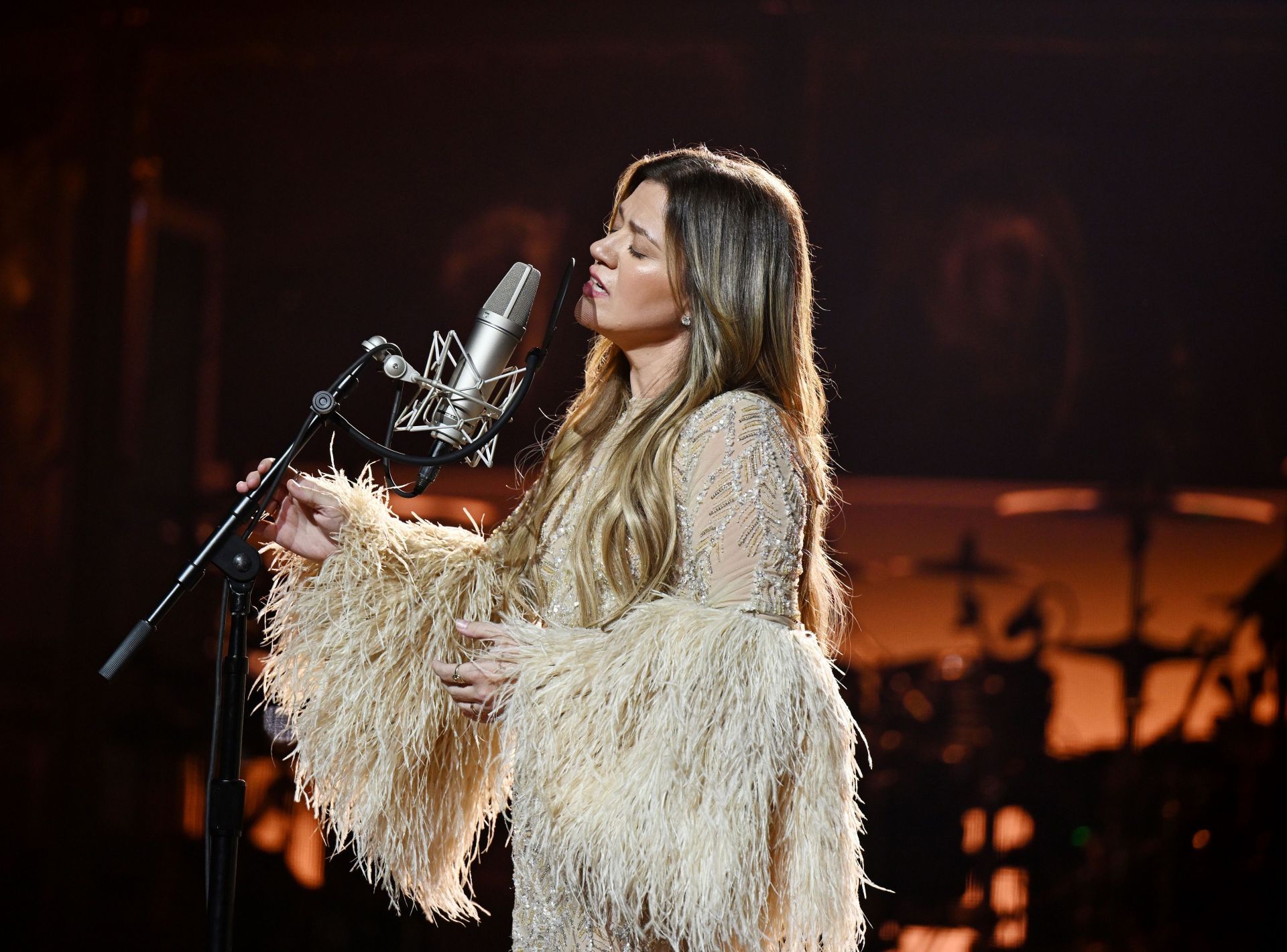 Kelly Clarkson Kicks Off New Las Vegas Residency At The Colosseum At Caesars Palace - Source: Getty