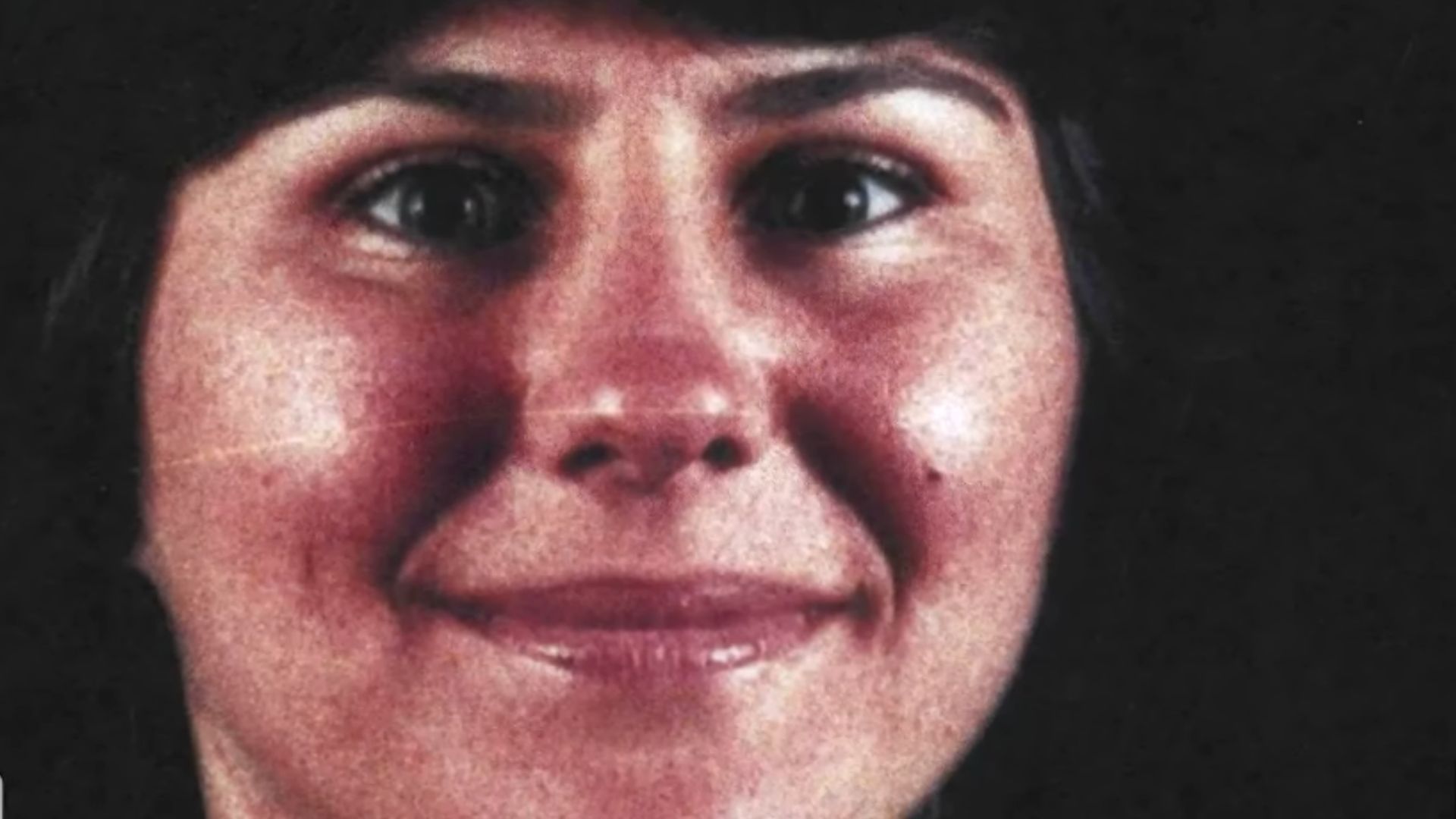 Stephanie Lazarus (Image Via: Grunge, YouTube)