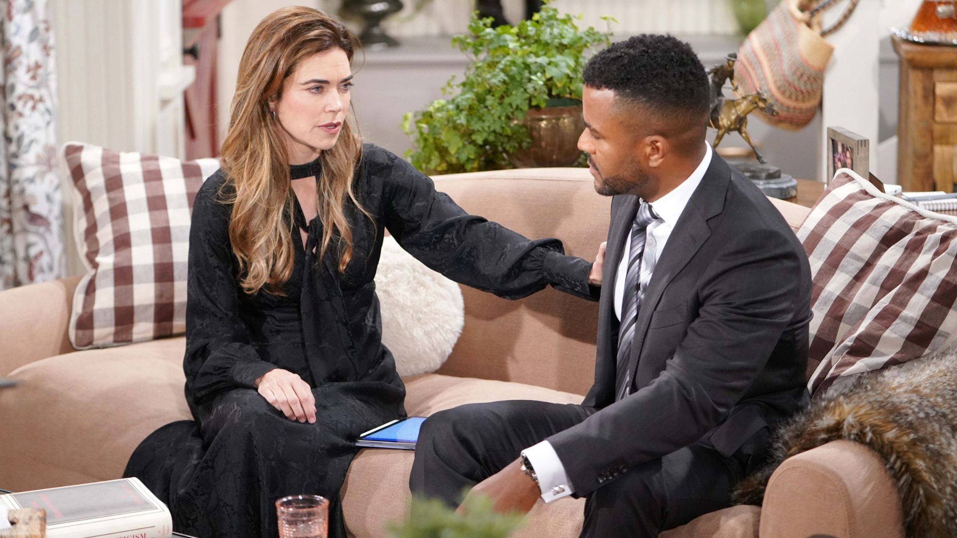 Vicki and Nate on The Young and the Restless | Image: JPI