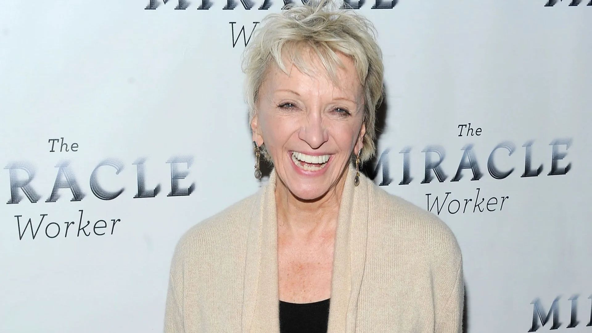 Elizabeth Franz passes away at 84 (Image via Getty)
