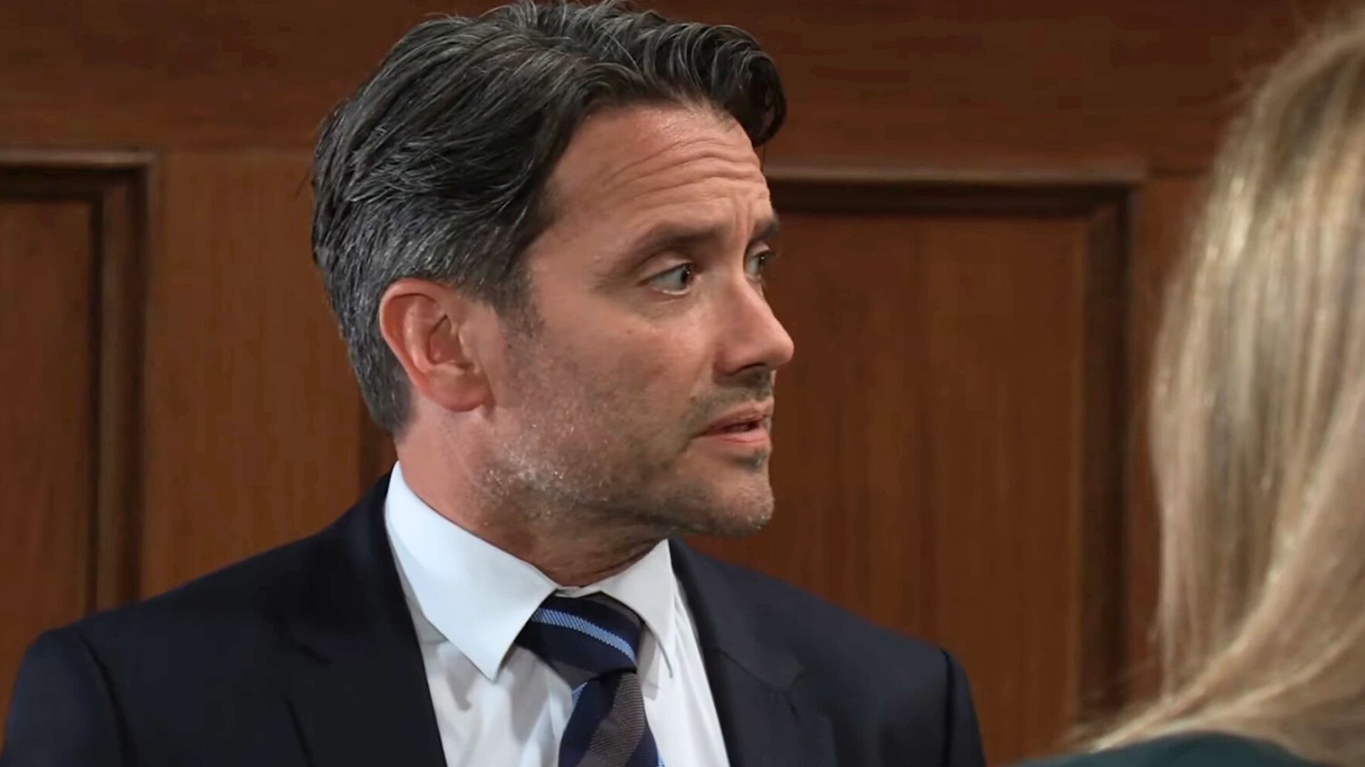 Dante has some advice for Laura on General Hospital | Image: ABC