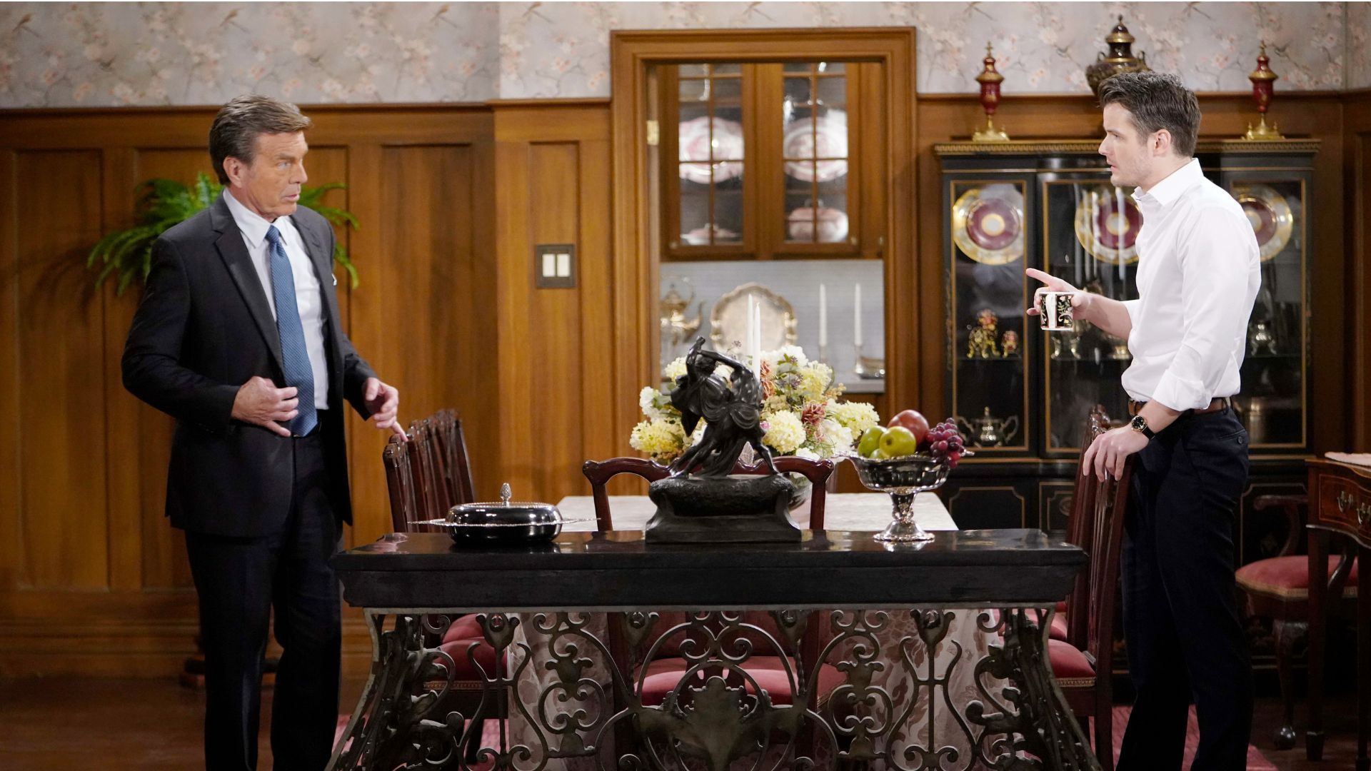 Jack Abbott (Peter Bergman) is ready to support his son, Kyle (Michael Mealor), on The Young and the Restless | Image: JPI