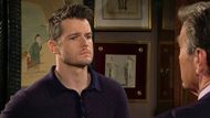 Kyle shared his worries over Claire with Jack on The Young and the Restless | Image: CBS