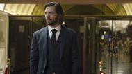 Michiel Huisman in The Age of Adaline (Image via Prime Video)