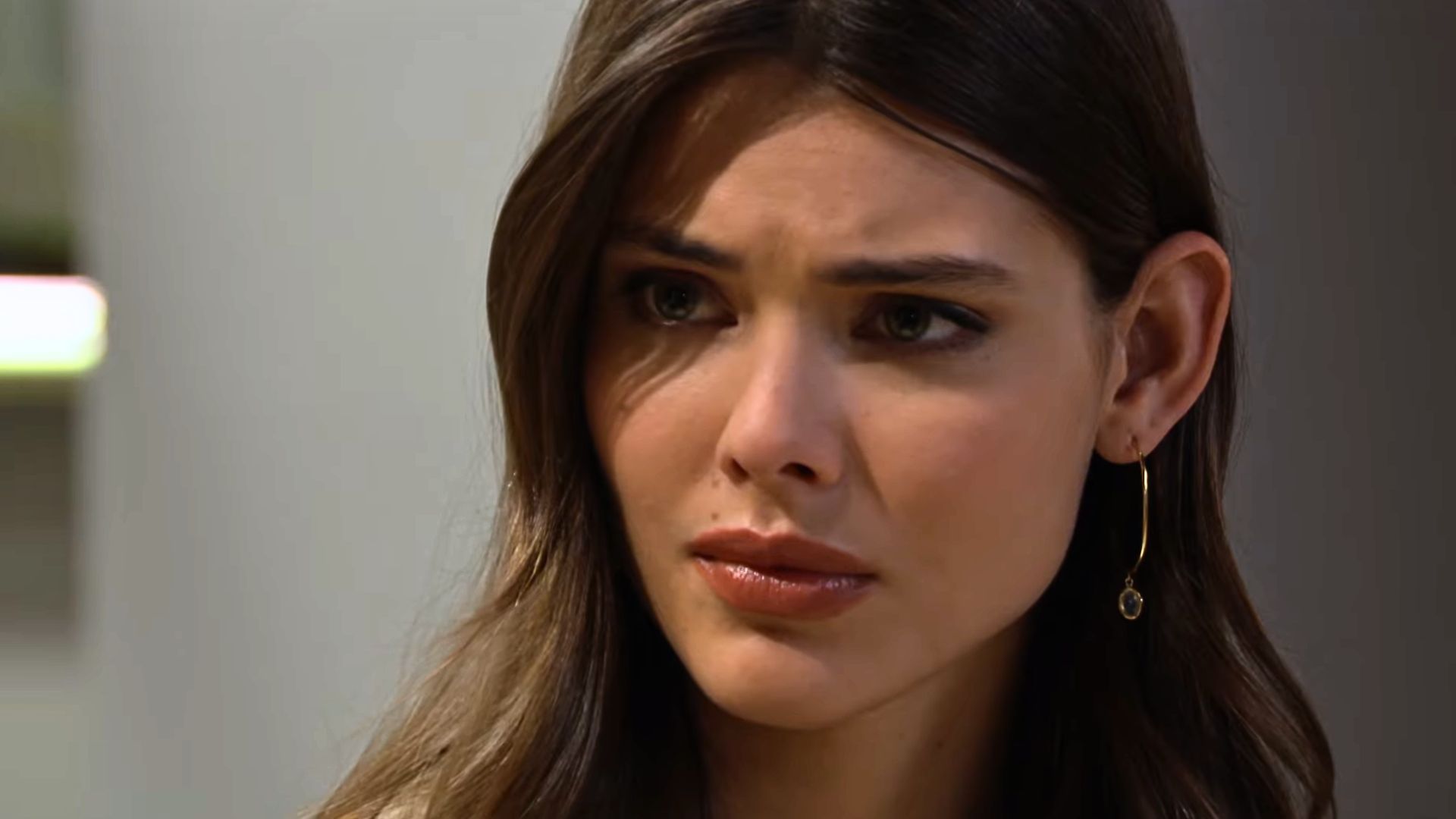 5 Signs B&B's Electra May Be the Next Defection (and 5 Signs Forrester Has Nothing to Worry About)
